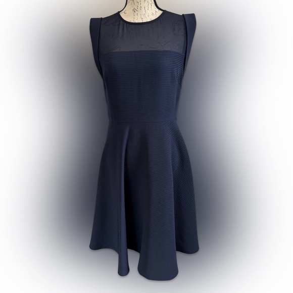 HOBBS Dress - Picture 1 of 9